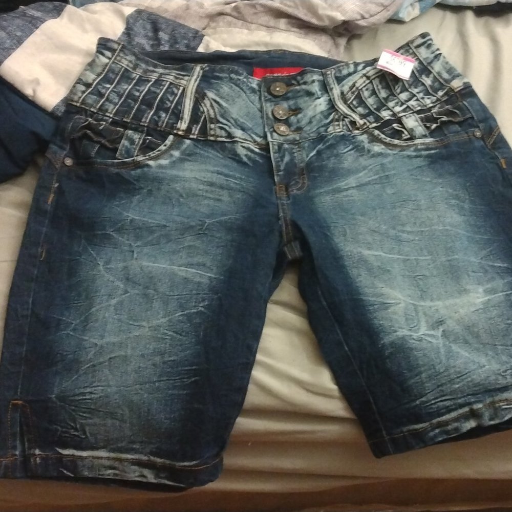 Capris